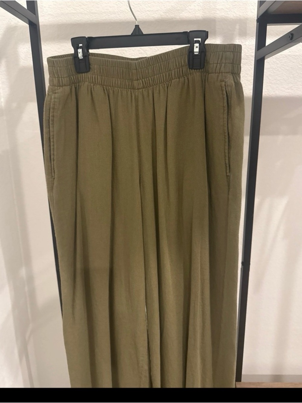 Old Navy Olive Green Elastic-Waist Jogger Pants